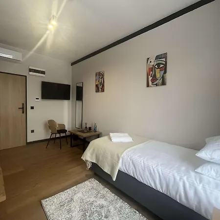 Готель K2 Loft *